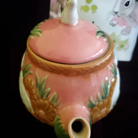 Vintage Teapot - Picture 4 of 12